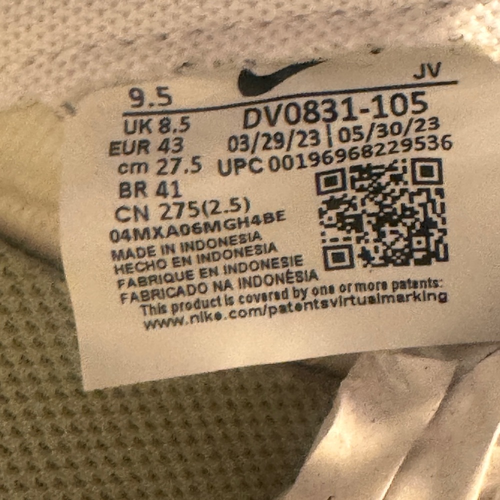 Nike White and Cream Sneakers